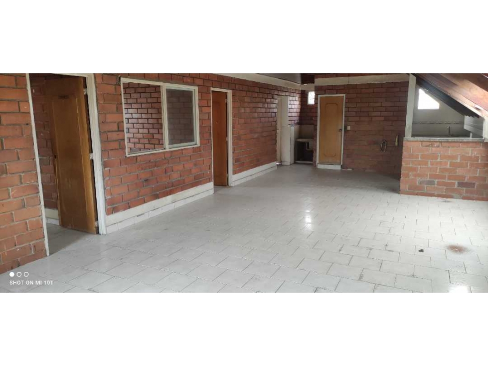 CASA MULTIFAMILIAR EN VENTA EN BARRIO JARDÍN CALI — foto 4
