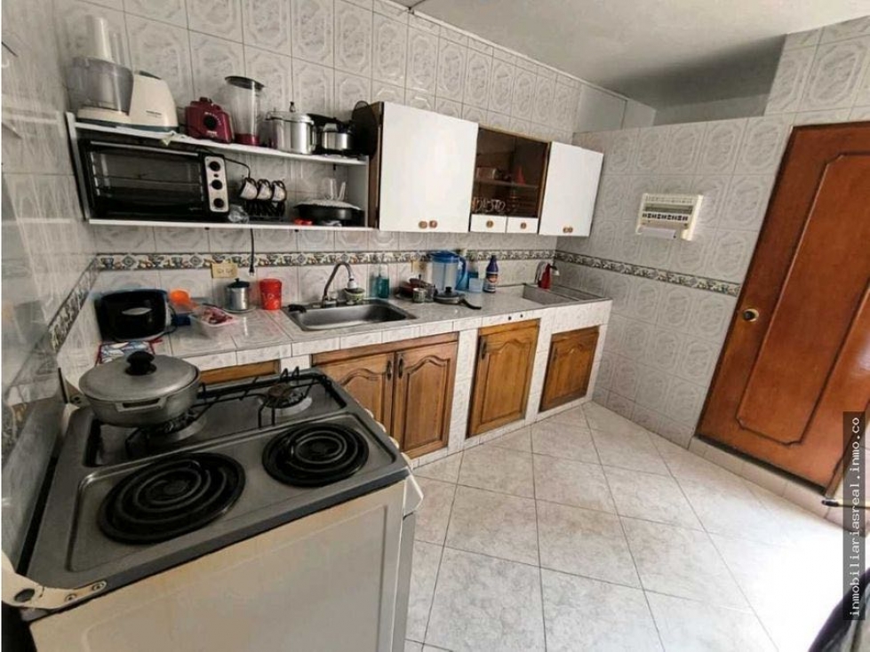 CASA MUY AMPLIA | BARRIO FLORENCIA, MEDELLÍN EN VENTA E258 — foto 4