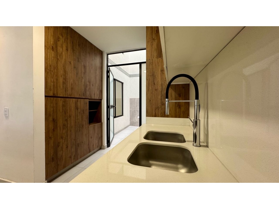 Casa nueva de tres pisos con terraza en venta - Las Mercedes Palmira — foto 5