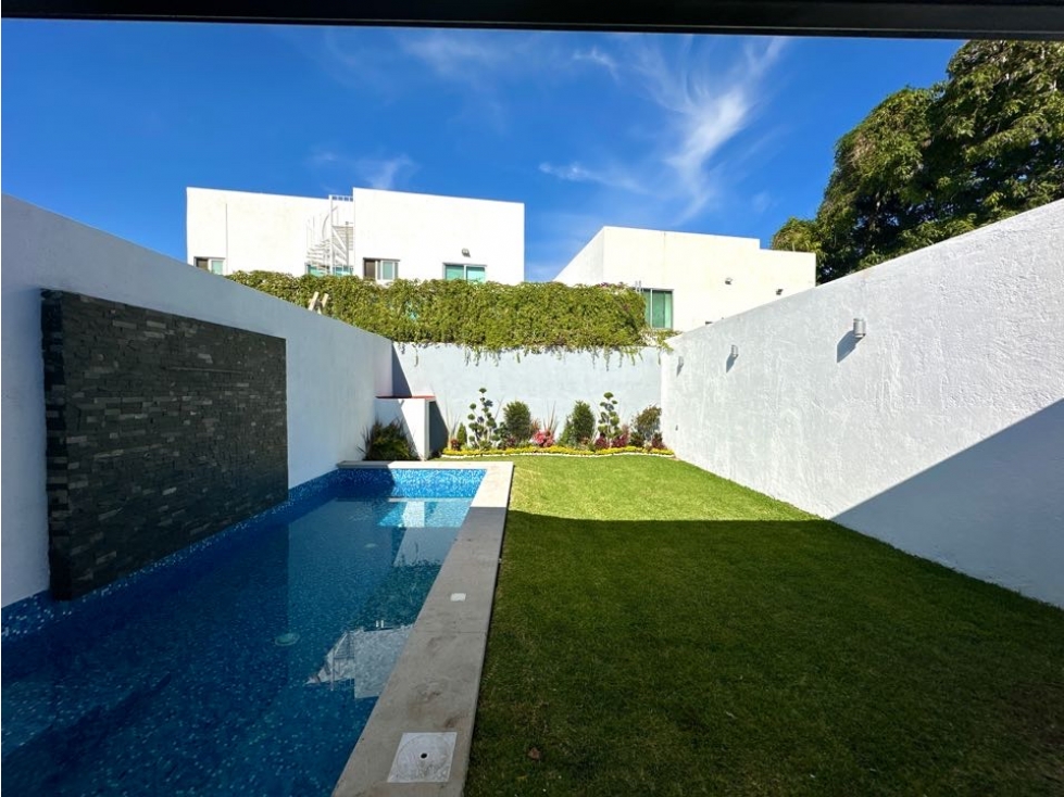 PCasa nueva de un nivel con alberca y jardín privados en venta - 3
