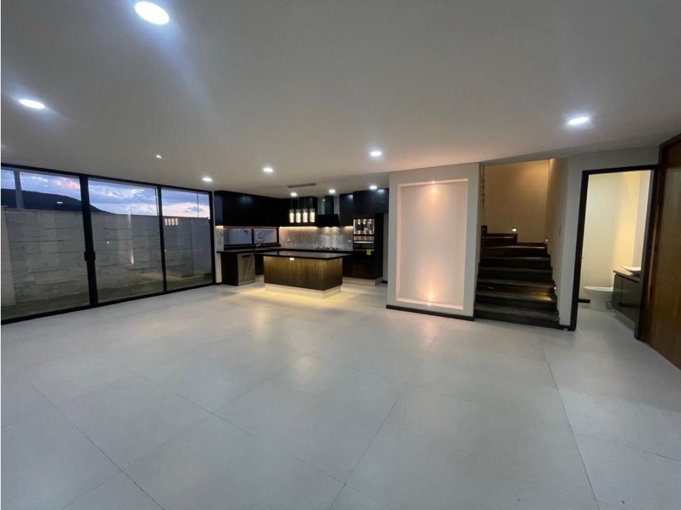 Casa nueva en esquina y recámara en PB en Lomas de Angelopolis! — foto 2