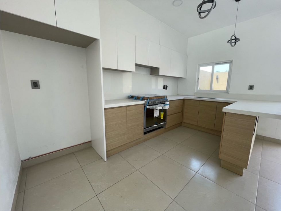 CASA NUEVA EN VENTA ZONA LOMAS DE CORTES EN CONDO ALBERCA 3R — foto 6