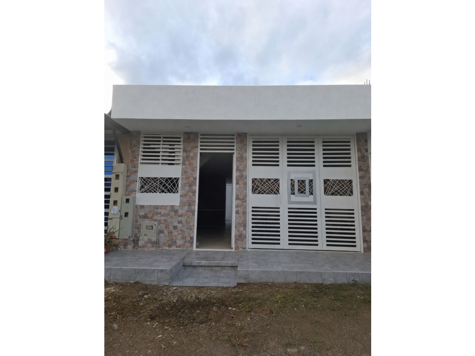 CASA NUEVA EN VENTA BOSQUES DE SIRIVANA, YOPAL CASANARE