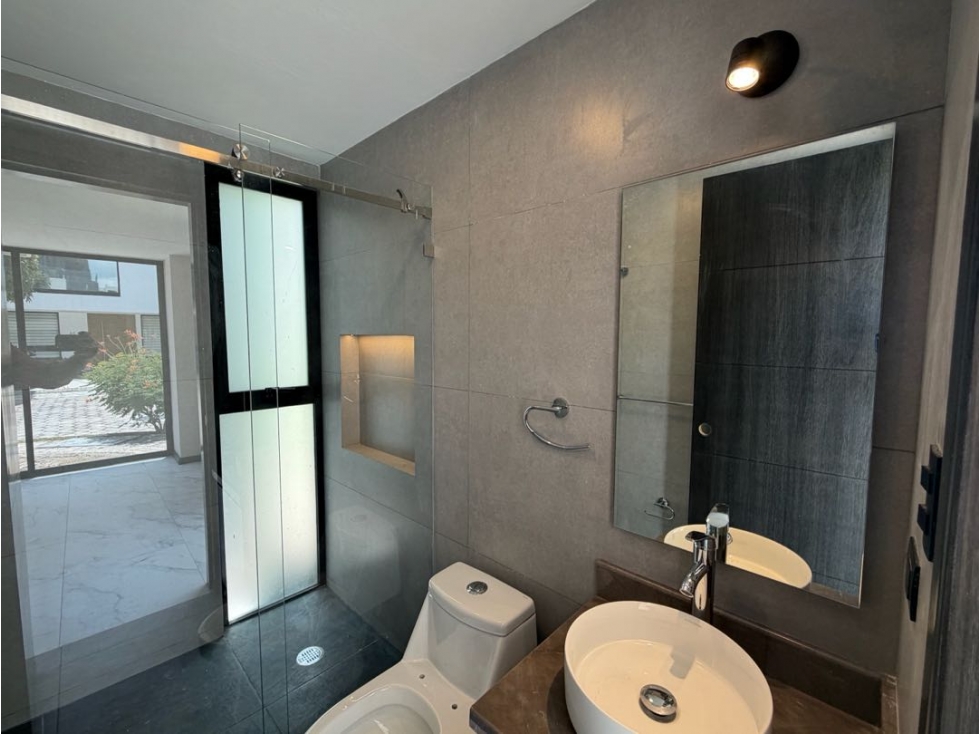 Casa nueva en venta c/rec en PB, junto a area verde y cuarto servicio — foto 5