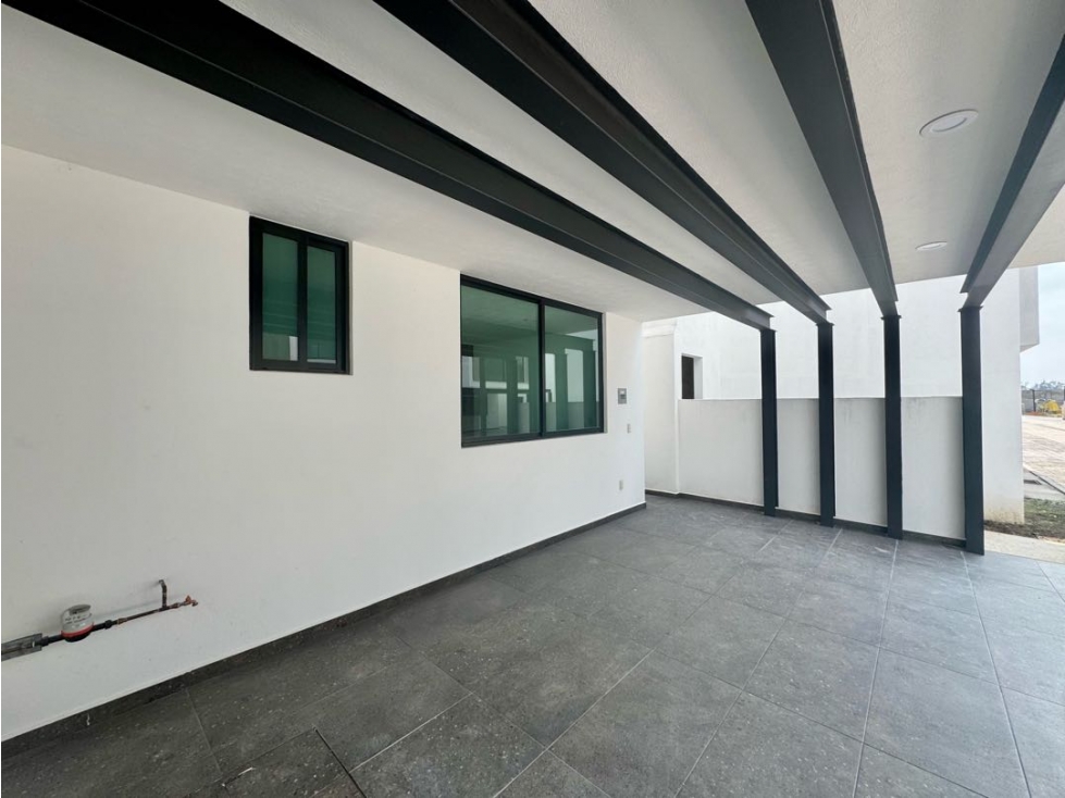 Casa Nueva en Venta en Metepec: Exclusivo Diseño y Ubicación Perfecta — foto 3
