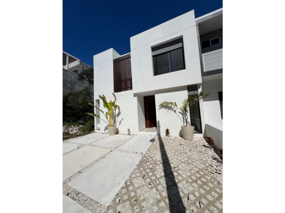 CASA NUEVA EN VENTA EN PTO MORELOS RESD REGATTAS 3 RECAMARAS 160M - 4