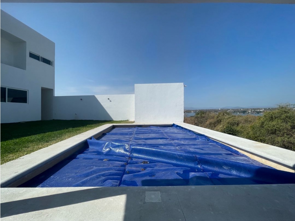 Casa Nueva en Venta en Tequesquitengo Vista al Lago escriturada - 4