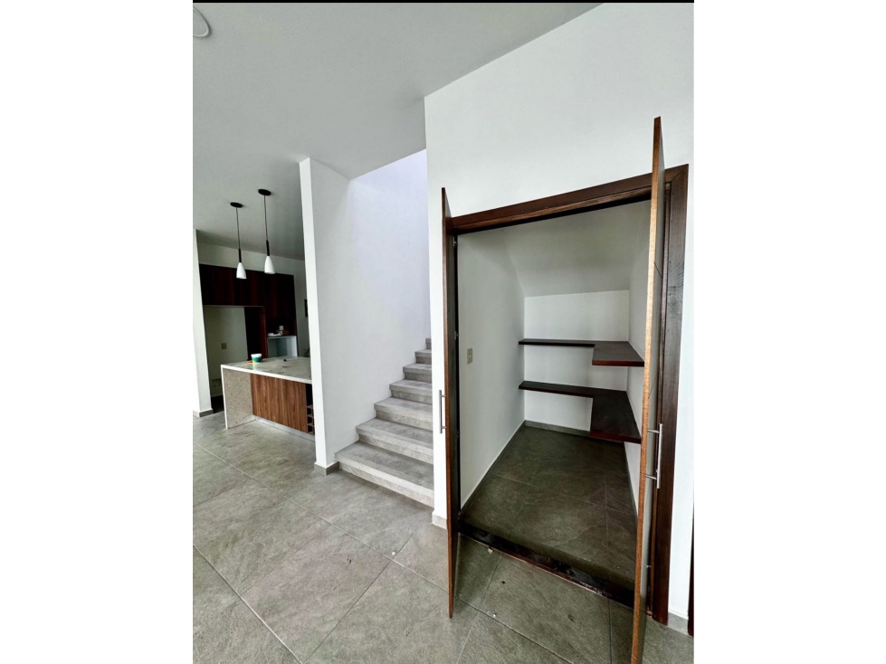 CASA NUEVA EN VENTA MODERNA EN RESIDENCIAL A 5 MIN DEL SUR DE CUERNA — foto 4