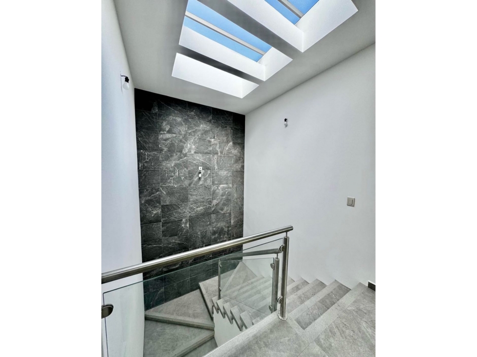 CASA NUEVA EN VENTA MODERNA EN RESIDENCIAL A 5 MIN DEL SUR DE CUERNA — foto 5