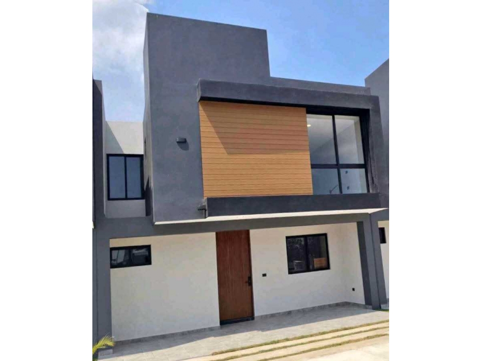 VENTA - Casa 4 Recamaras 4 Baños Real de Palmas Indeco