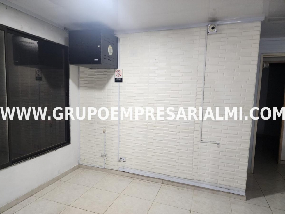 CASA OFICINA EN ARRIENDO - SECTOR CONQUISTADORES COD: 7753