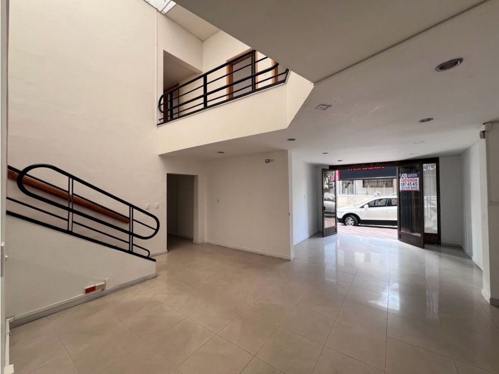 Local y Oficinas Uso Comercial Palogrande Coliseo Manizales — foto 2