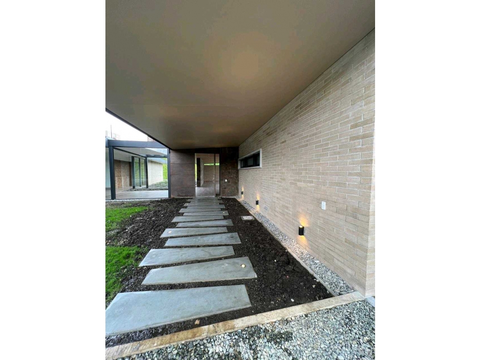 Casa para estrenar Alto de Palmas