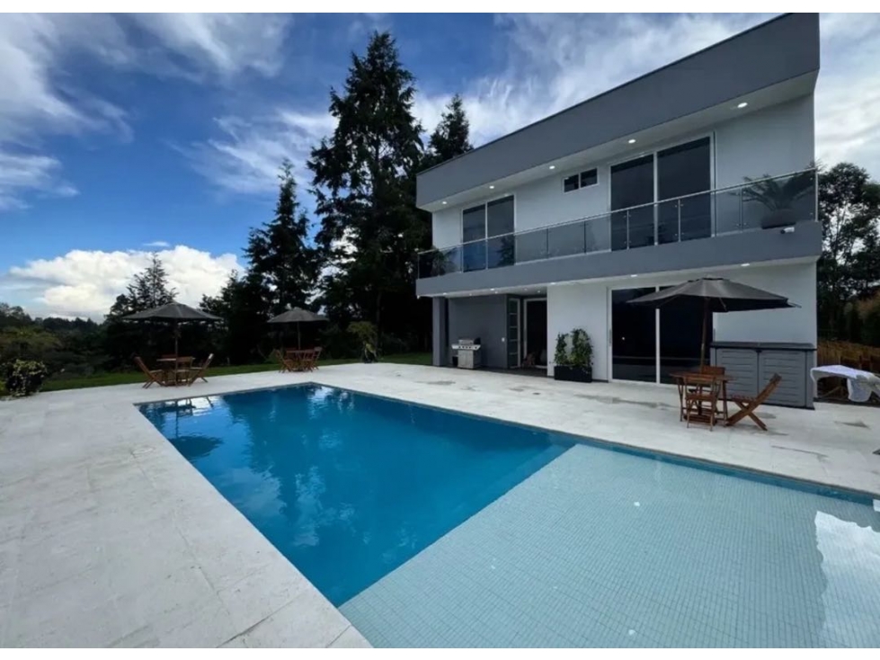CASA PARA ESTRENAR CON PISCINA PRIVADA Y VISTA PANORÁMICA-RIONEGRO — foto 2