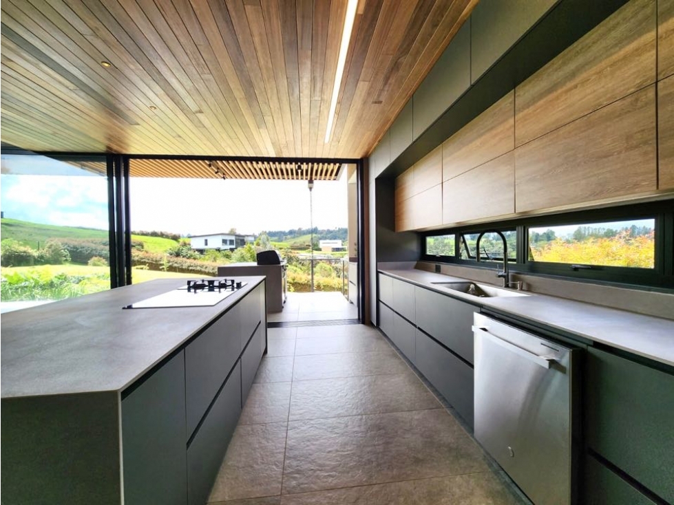 Casa para Estrenar en el Alto de las Palmas! — foto 2