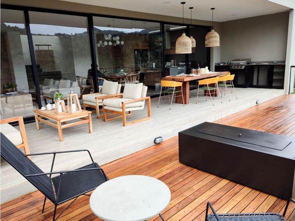 CASA PARA ESTRENAR EN JULIO 2024. SECTOR SAJONIA