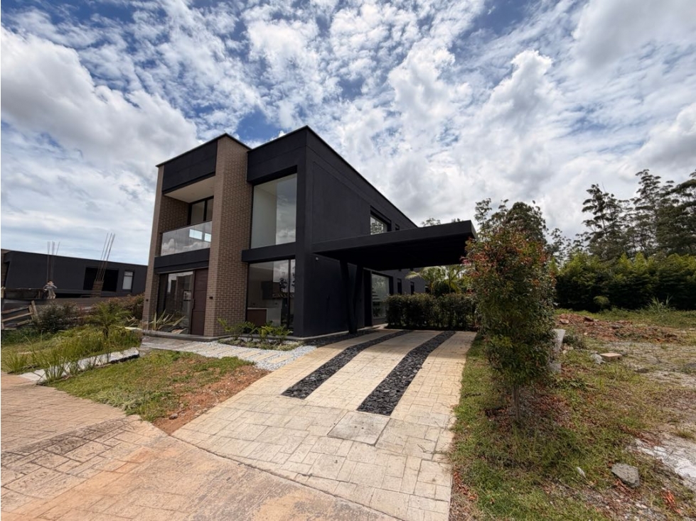 CASA PARA ESTRENAR EN RIONEGRO ANTIOQUIA — foto 2