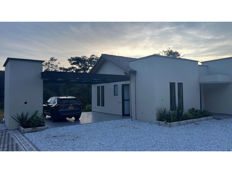 Casa para estrenar en parcelación en Marinilla vereda Gaviria — foto 5