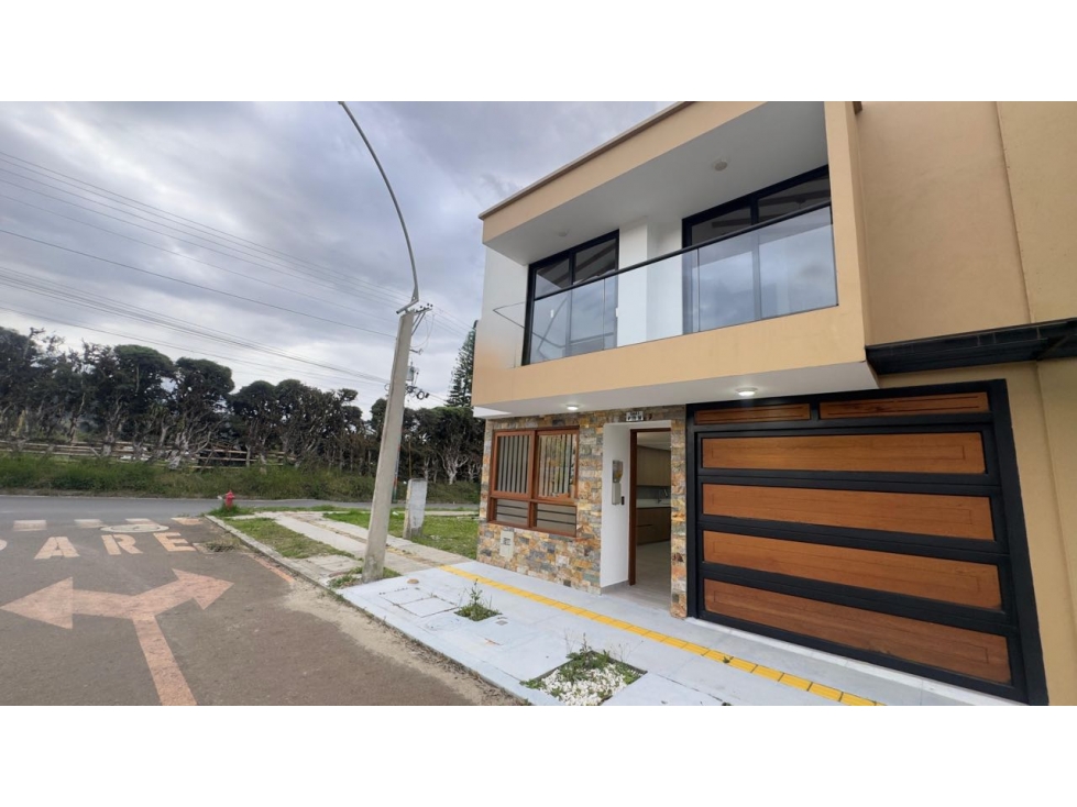 Casa para estrenar en Urbanización abierta La Ceja (Ant)