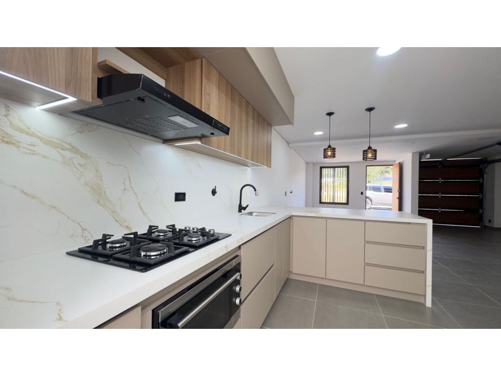 Casa para estrenar en Urbanización abierta La Ceja (Ant) — foto 4