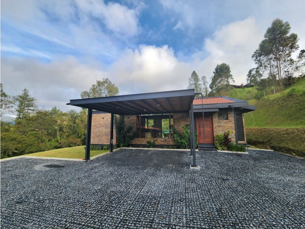 Casa para Arriendo en El Retiro