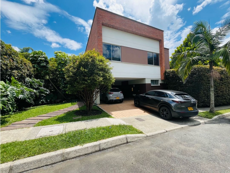Casa para la renta.sin amoblar en el escobero envigado