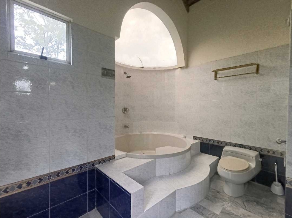 CASA PARA LA RENTA EN EL POBLADO SECTOR ALTOS DEL POBLADO — foto 4