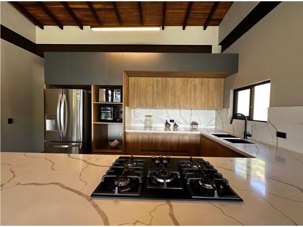 Casa Amoblada en Arriendo en El Retiro sector Pantanillo — foto 5