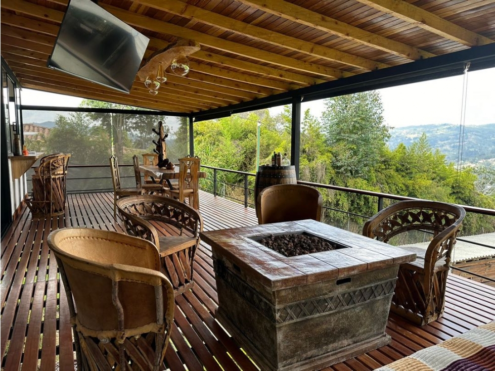 Casa para Arriendo Amoblado en Guarne - 2