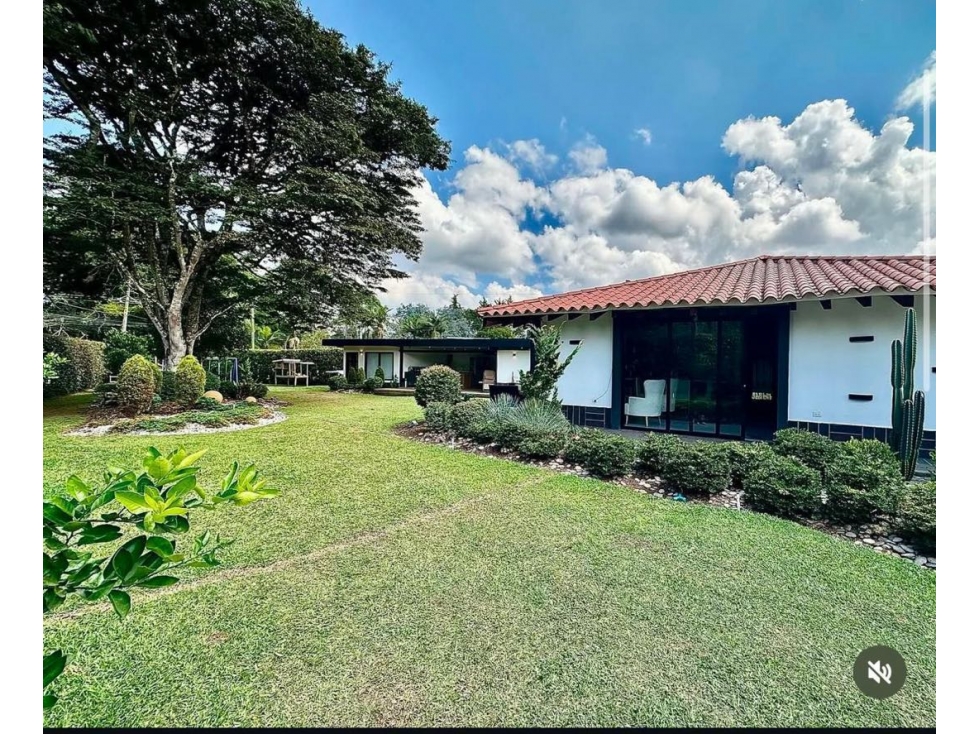 Casa en Arriendo en Llanogrande sector La Amalita