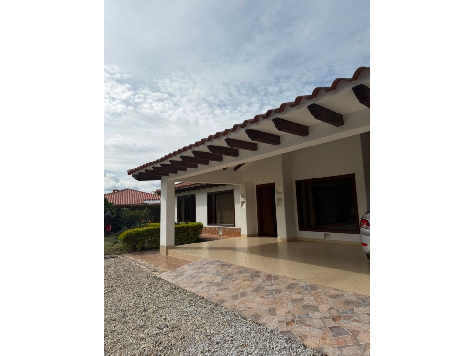 Casa en Arriendo en Llanogrande — foto 2