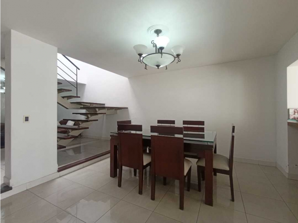 CASA PARA LA RENTA EN LOS COLORES (USO COMERCIAL) — foto 5
