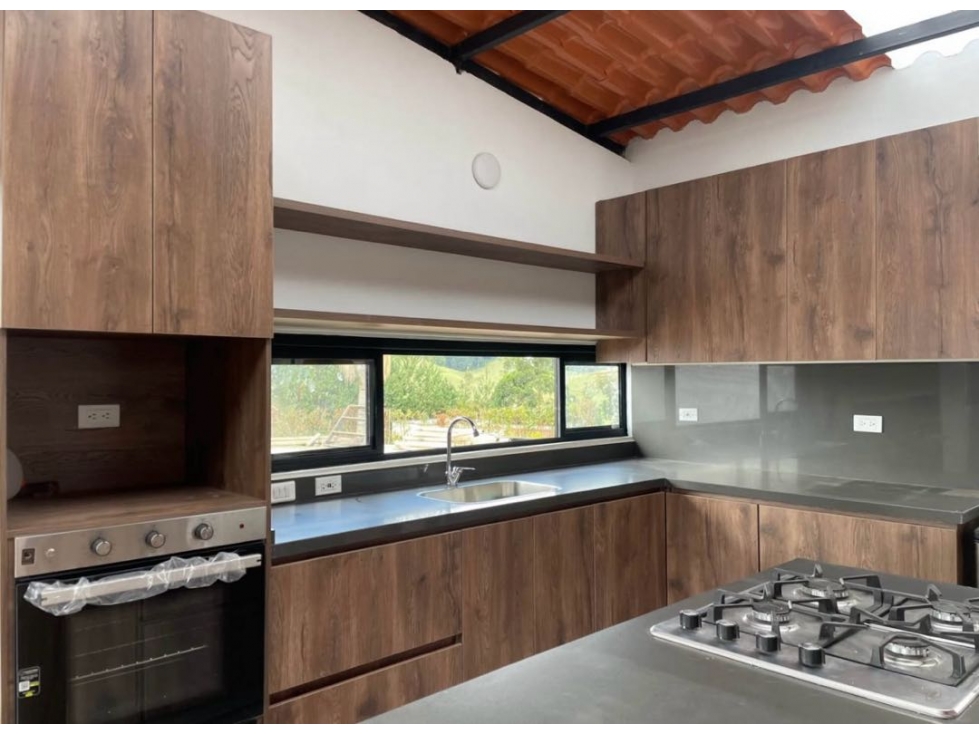 Casa en Arriendo en El Carmen de Viboral — foto 3