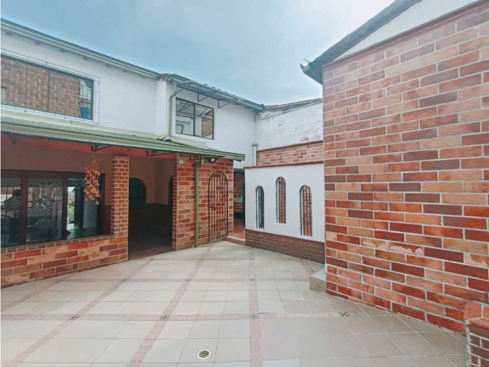 CASA PARA LA VENTA EN SANTA MÓNICA