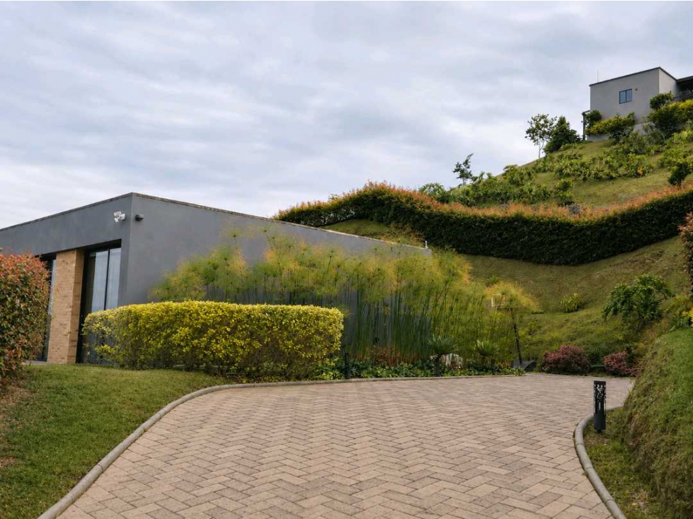 CASA PARA LA VENTA EL RETIRO VIA PANTANILLO — foto 2