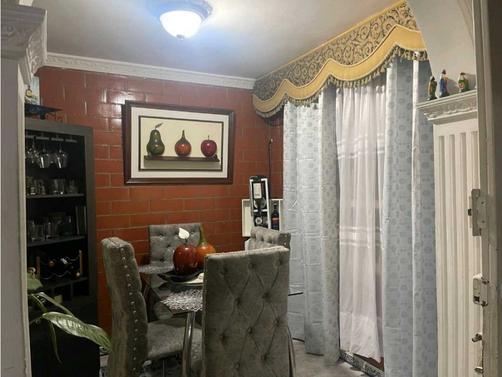 Casa Para la Venta en Calarca Barrio Veracruz — foto 2