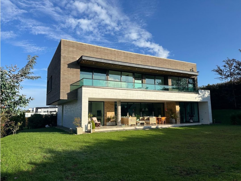 Casa para la venta en el alto de las Palmas, Unidad cerrada, Envigado — foto 2
