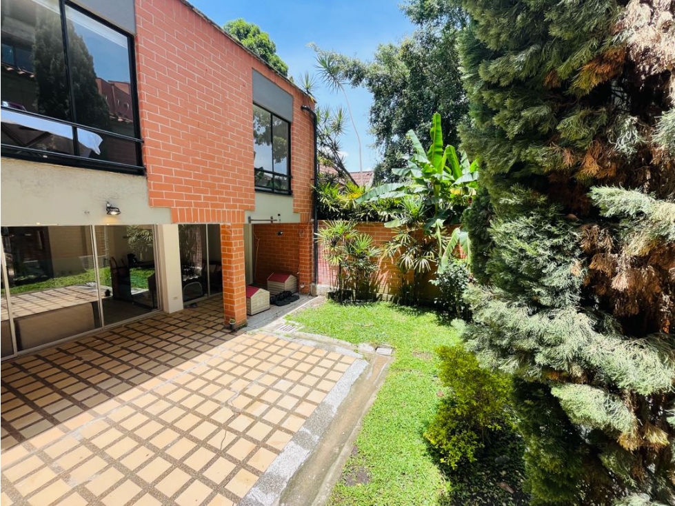 Casa en Venta en El Poblado sector San Lucas