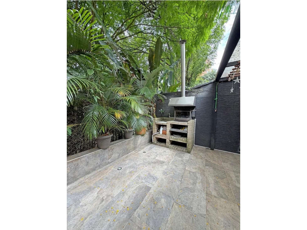 Casa para la venta en el Poblado sector la frontera, remodelada — foto 3