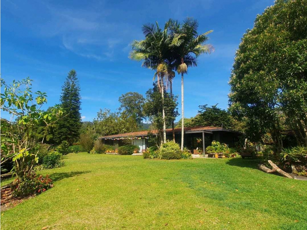 Casa para la venta en el Retiro sector Fizebad