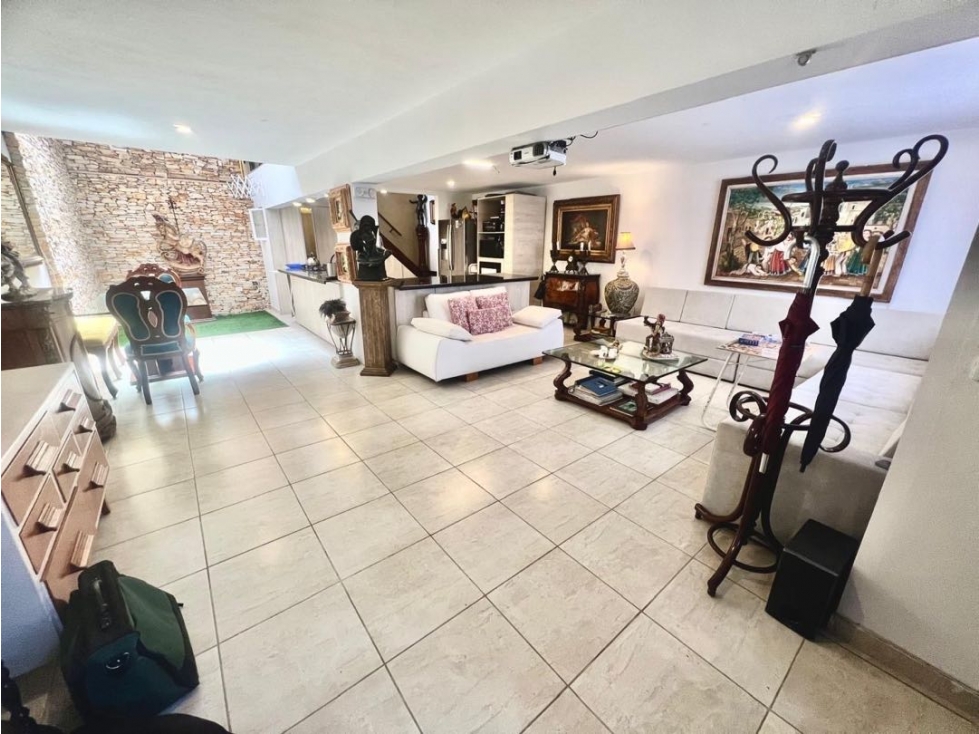 CASA PARA LA VENTA EN LA CEJA