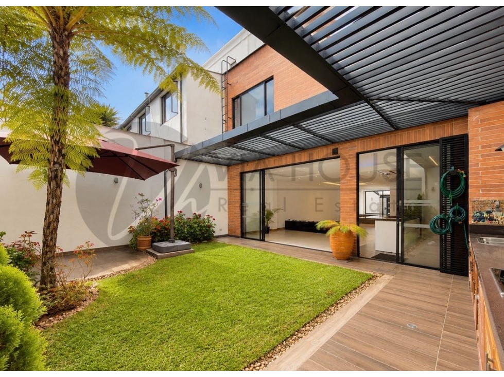 CASA PARA LA VENTA EN LAS VILLAS — foto 2