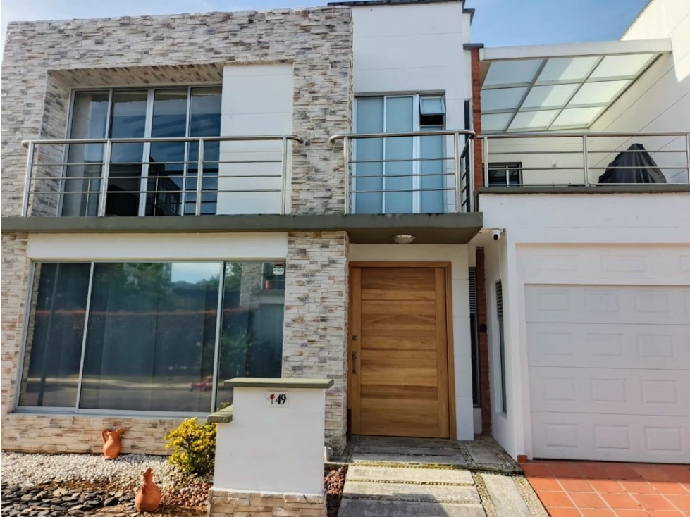 Casa para la venta en unidad cerrada en la ceja — foto 3