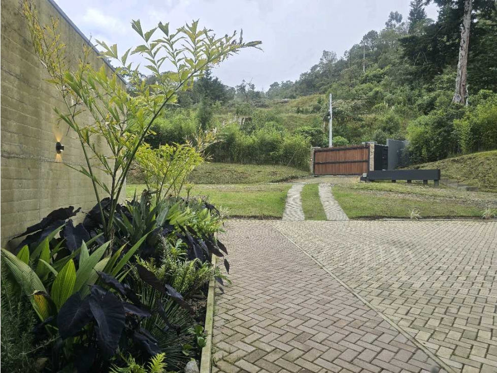 CASA PARA LA VENTA ENVIGADO SECTOR LA CATEDRAL — foto 2