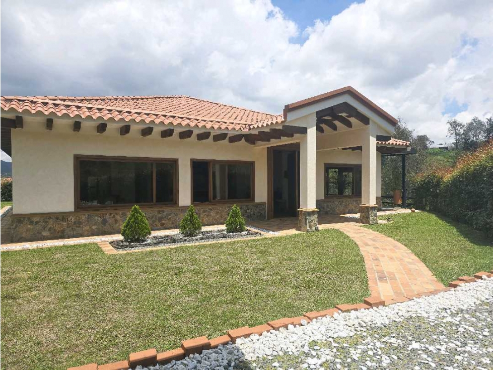 CASA PARA LA VENTA GUARNE (ANT) SECTOR LA PORQUERA — foto 2