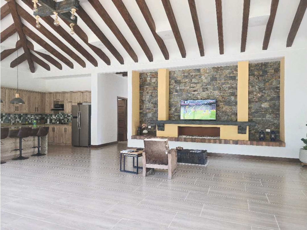 CASA PARA LA VENTA GUARNE (ANT) SECTOR LA PORQUERA — foto 3
