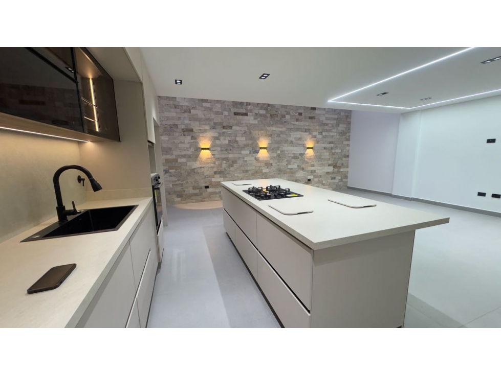 Casa para la venta y para estrenar en unidad cerrada en Llanogrande — foto 4