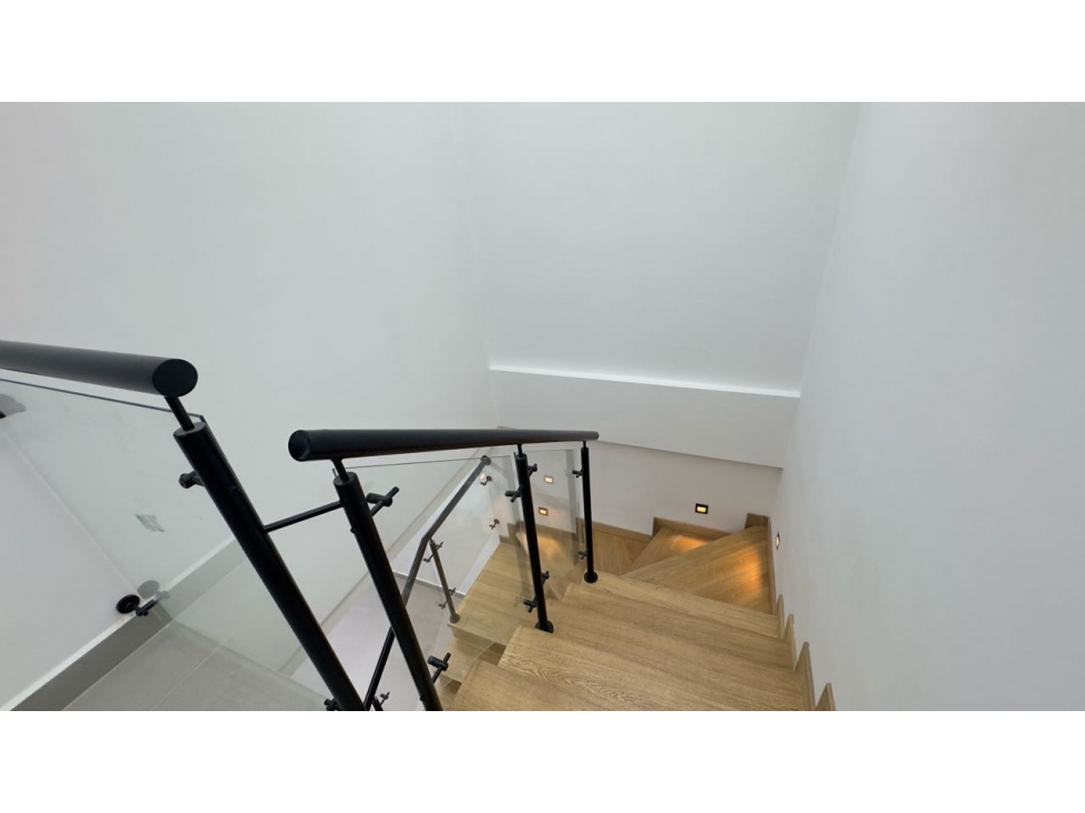 Casa para la venta y para estrenar en unidad cerrada en Llanogrande — foto 6