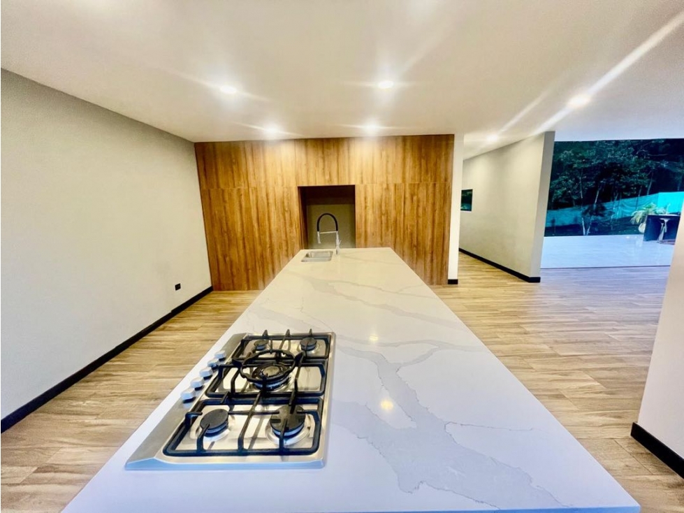 Casa para renta en vereda lejos del nido@ El Retiro — foto 6