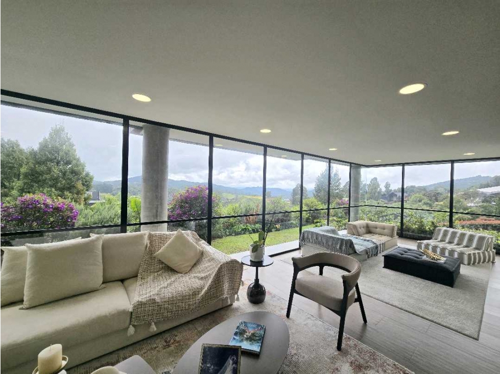 Casa para rentar en El Alto de Las Palmas. Variante aeropuerto. — foto 3